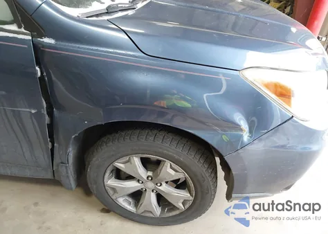 2014 Subaru Forester 2.5I Premium из США, поврежденный, VIN JF2SJAEC6EH555947